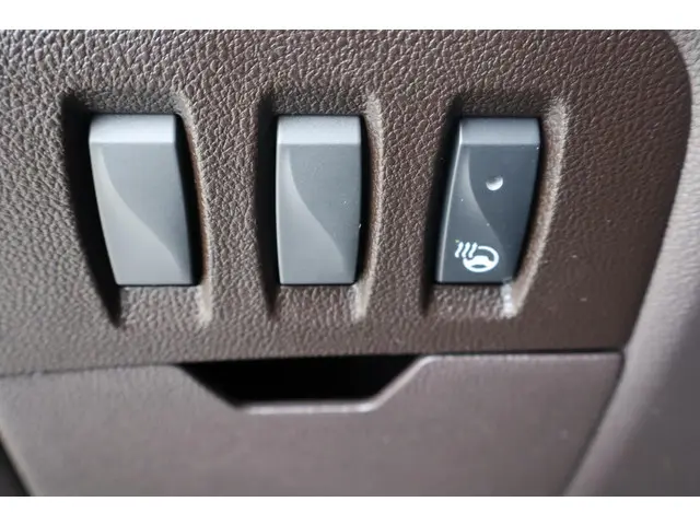 Renault Espace 1.8 TCe Initiale Paris 7p. 2019 Benzine 31