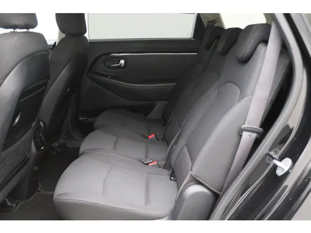 Kia Carens 1.6 GDi ExecutiveLine 7p. 2016 Benzine 14