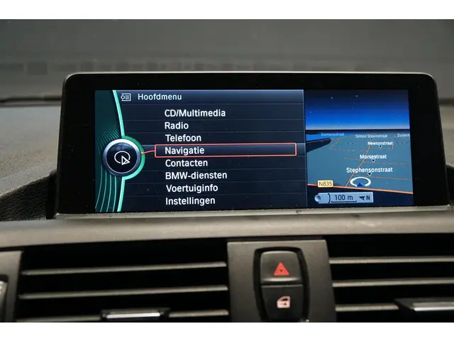 BMW 1 Serie 116i Business+ 2012 Benzine 21
