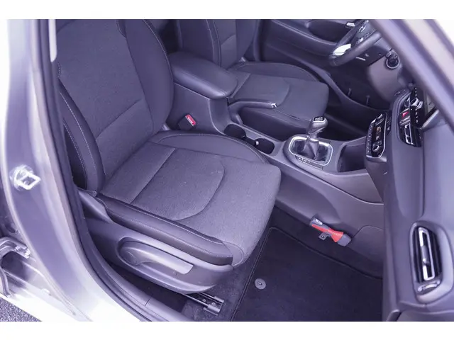 Hyundai i30 1.0 T-GDi MHEV Comfort Smart 2021 Benzine 32