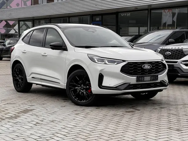 Ford Kuga 2.5 PHEV Sound Edition 2025 Hybride Benzine 27