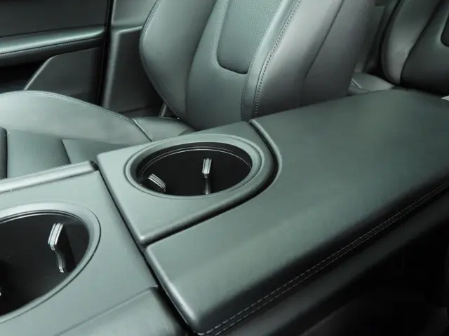 Porsche Taycan Cross Turismo 4S 93 kWh 2022 Elektrisch 28