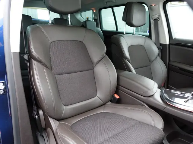Renault Espace 1.8 TCe Intens Panoramic Aut- 2019 Benzine 22
