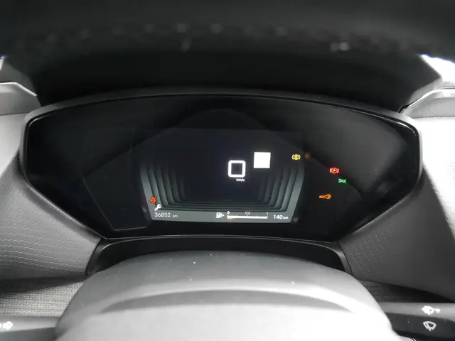 Citroën C5 X 1.6 180PK PureTech Shine 2022 Benzine 23