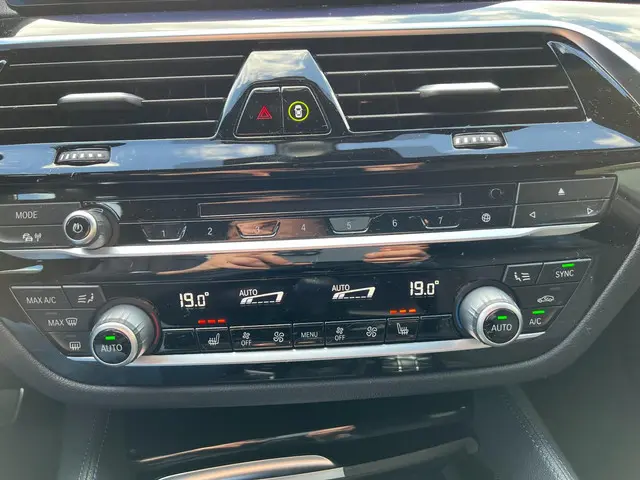 BMW 5 Serie Touring 525d High Executive 2018 Diesel 23