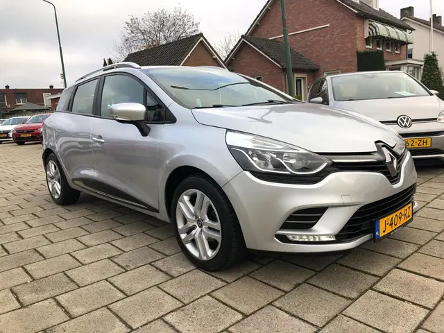 Renault Clio Estate 0.9 TCe Zen 2020 Benzine 4