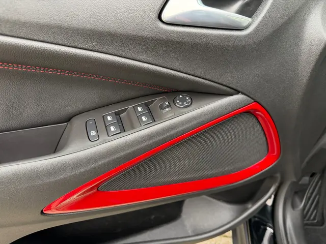 Opel Crossland 1.2 Turbo GS Line 2022 Benzine 19