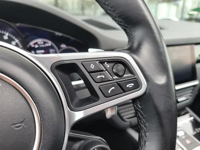 Porsche Cayenne 3.0 E-Hybrid 2020 Hybride Benzine 30