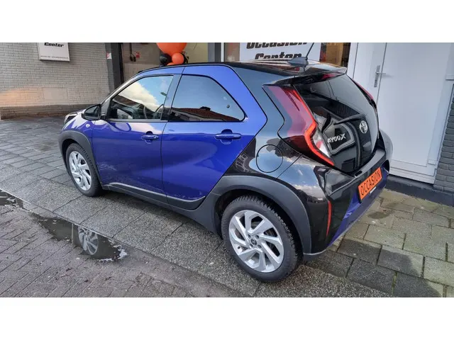 Toyota Aygo X 1.0 VVT-i MT Envy 2022 Benzine 10