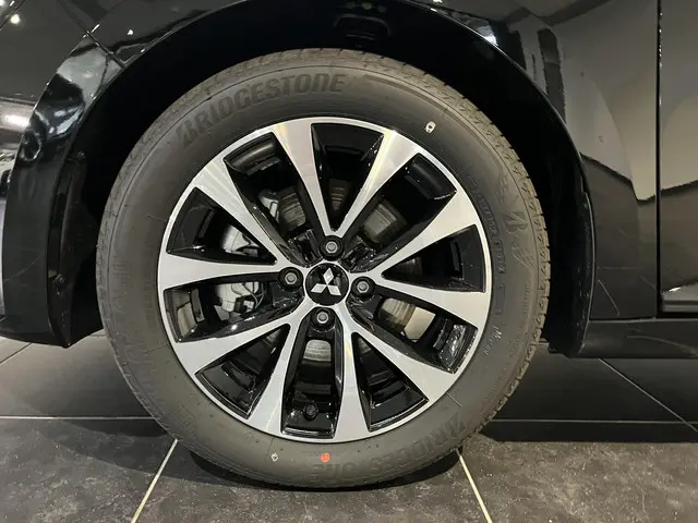 Mitsubishi Colt 1.6 HEV Intense 2026 Hybride Benzine 7