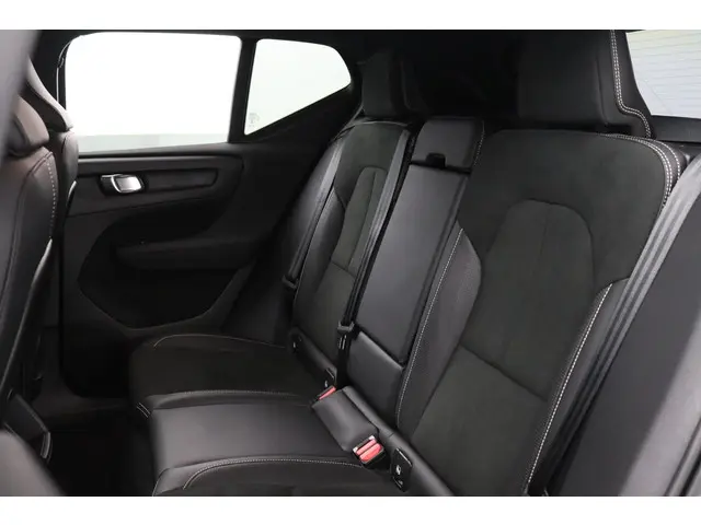 Volvo XC40 1.5 T3 R-Design 2019 Benzine 11