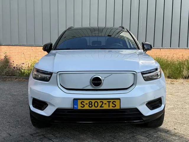 Volvo XC40 Recharge Plus 70 kWh 2022 Elektrisch 10