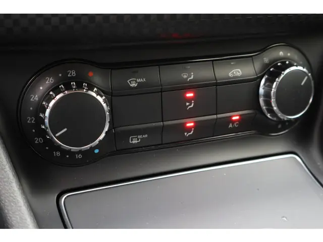 Mercedes-Benz A-Klasse 180 Ambition 2016 Benzine 39