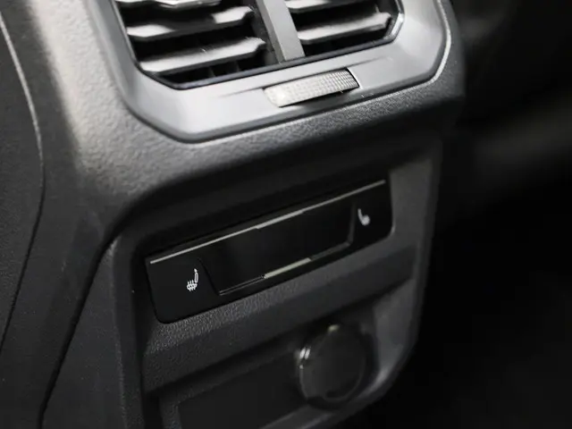 Volkswagen Tiguan 1.5 Tsi 150pk DSG R-Line 2024 Benzine 15