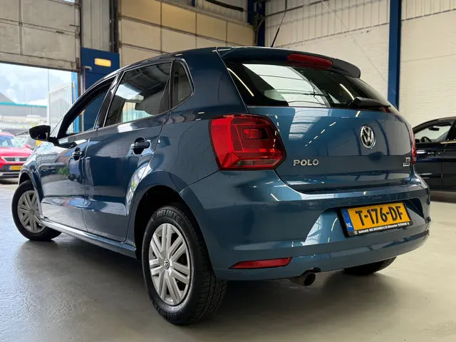 Volkswagen Polo 1.2 TSI Comfortline Automaat 2016 Benzine 3