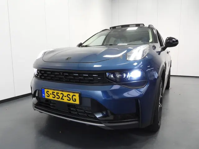 Lynk & Co 01 1.5 PHEV BlackLine 2023 Hybride Benzine 45