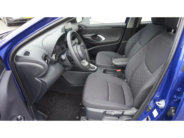 Mazda 2 Hybrid 1.5 2025 Hybride Benzine 9