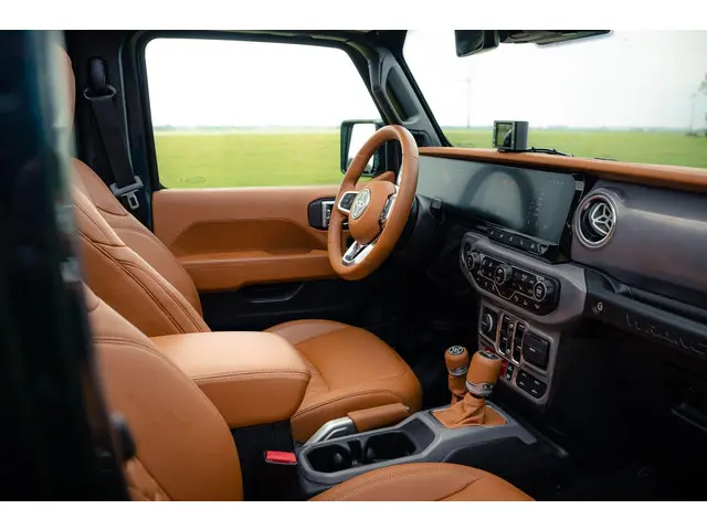 Jeep Wrangler rubicon 392 2022 Benzine 31