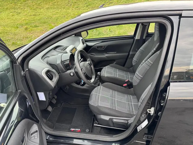Peugeot 108 1.0 e-VTi Active 2016 Benzine 16