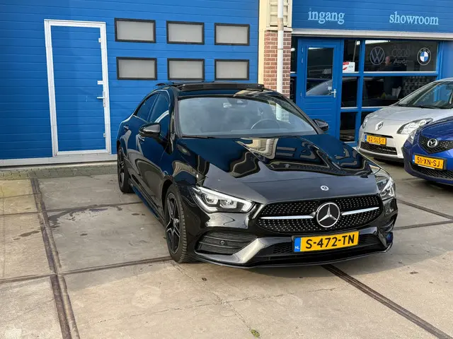 Mercedes-Benz CLA 180 AMG Line 2023 Benzine 6