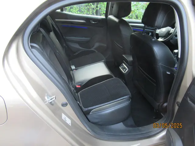 Renault Mégane 1.2 TCe Limited 2016 Benzine 8