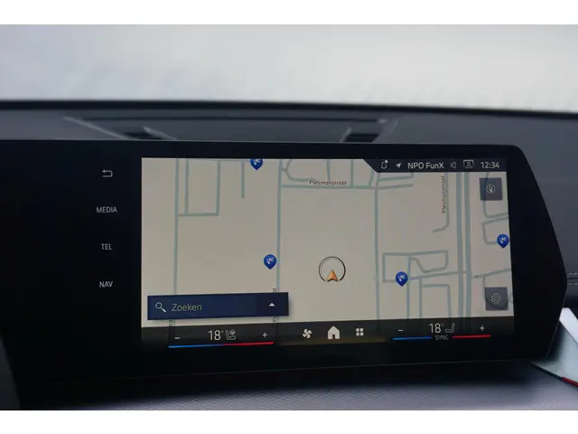 BMW X1 xDrive25e 2025 Hybride Benzine 24