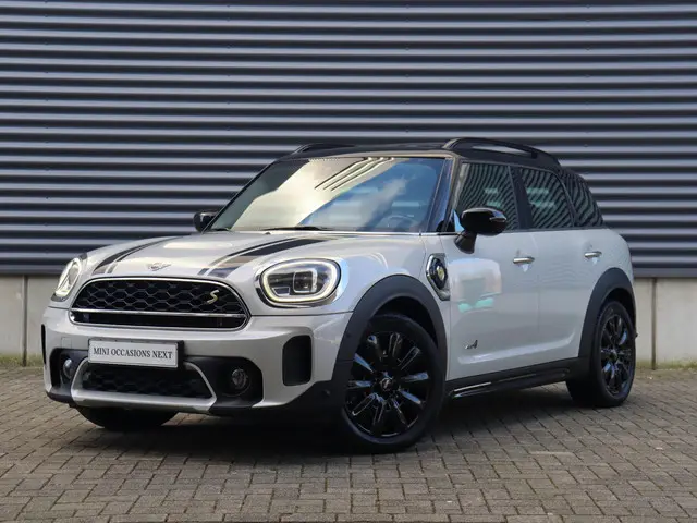 MINI Countryman Cooper S E ALL4 2021 Hybride Benzine 27