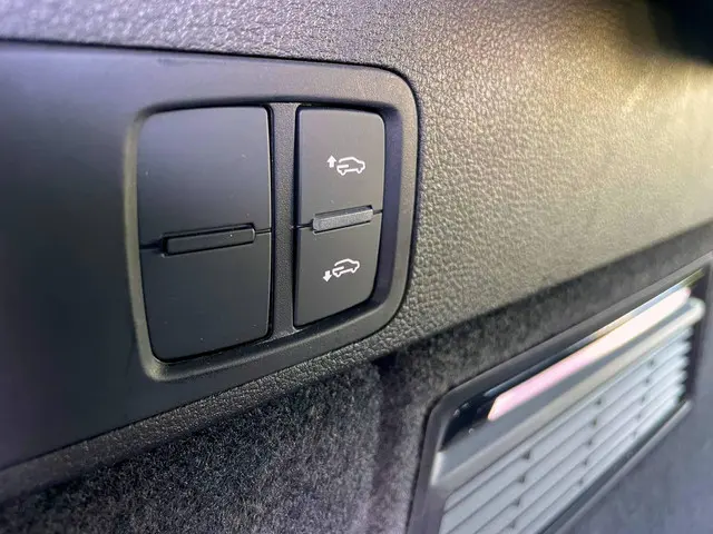 Audi Q5 40 TFSI S edition 2023 Hybride Benzine 42