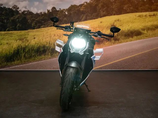 BMW M 1000 R Sport Akrapovic - Keyless 2023 Benzine 7