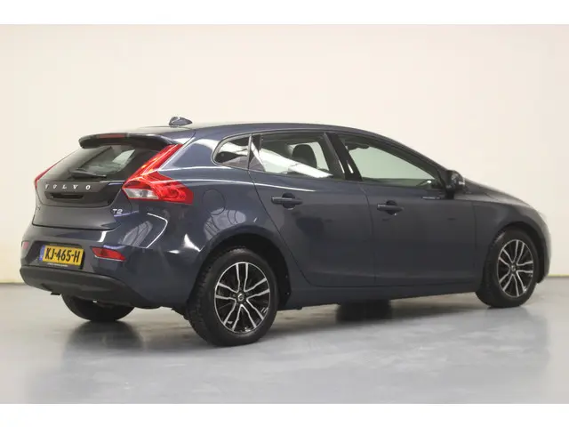 Volvo V40 2.0 T2 Nordic+ 2016 Benzine 4