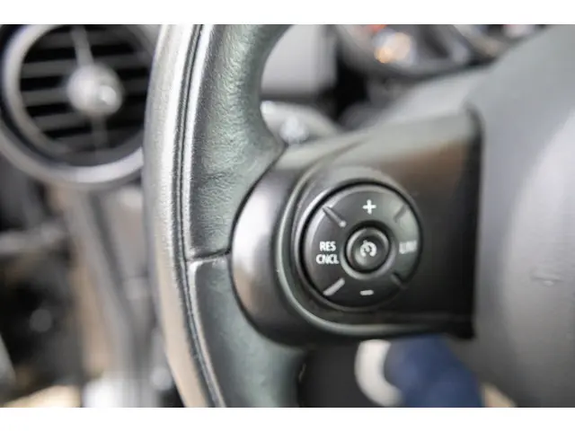 MINI One Mini 1.5 Business Edition 2020 Benzine 19