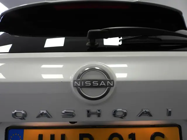 Nissan QASHQAI 1.3 MHEV N-Connecta Design 2023 Benzine 28
