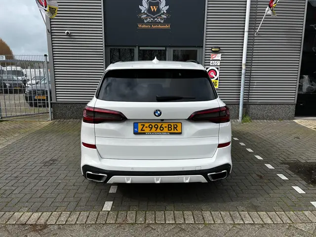 BMW X5 XDrive30d High Executive 2022 Hybride Diesel 8