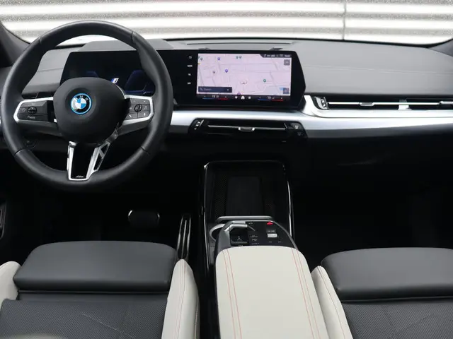 BMW iX2 eDrive20 2025 Elektrisch 11