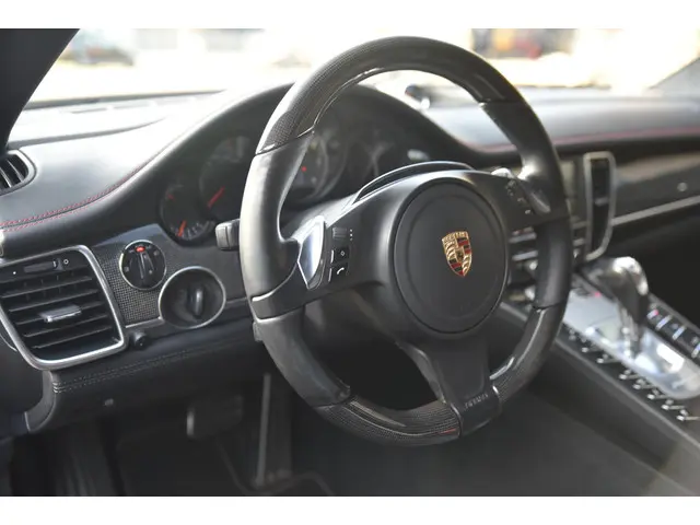Porsche Panamera 4.8 GTS 2012 Benzine 18