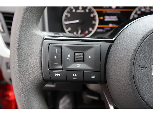 Nissan QASHQAI 1.3 MHEV 2022 Hybride Benzine 23