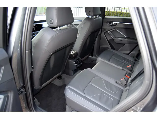 Audi Q3 40 TFSI quattro S Line Pro Line S 2019 Benzine 19