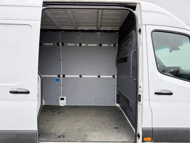 Mercedes-Benz eSprinter 312 2022 Elektrisch 10