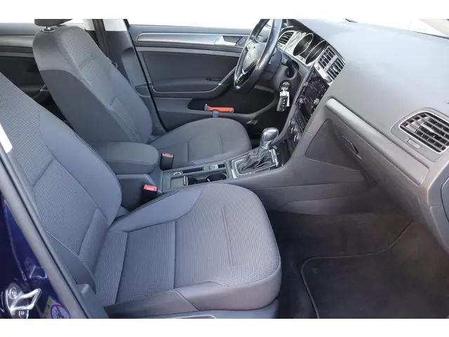 Volkswagen e-Golf e-Golf 2019 Elektrisch 10