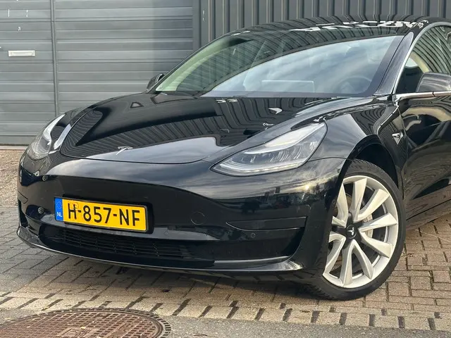 Tesla Model 3 Standard RWD Plus 60 kWh 2020 Elektrisch 5