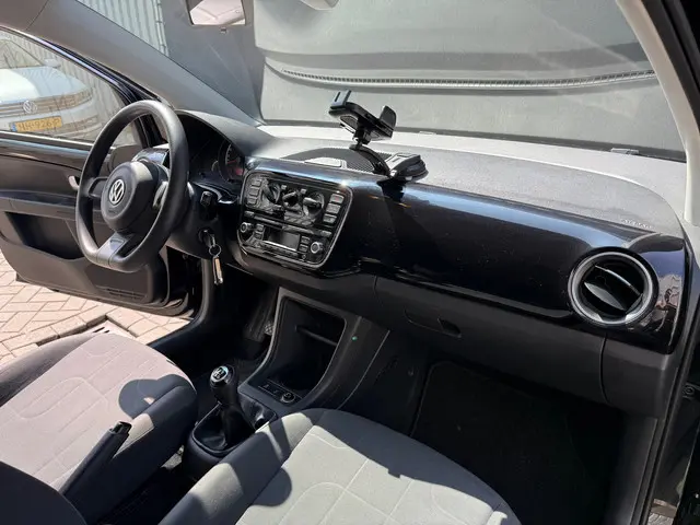 Volkswagen up! 1.0 move up! BlueMotion 2016 Benzine 14