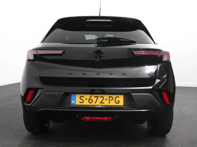 Opel Mokka-e Ultimate 50-kWh 2023 Elektrisch 6