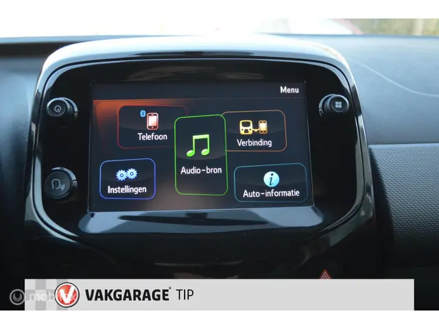 Peugeot 108 1.0 e-VTi Allure 2019 Benzine 12