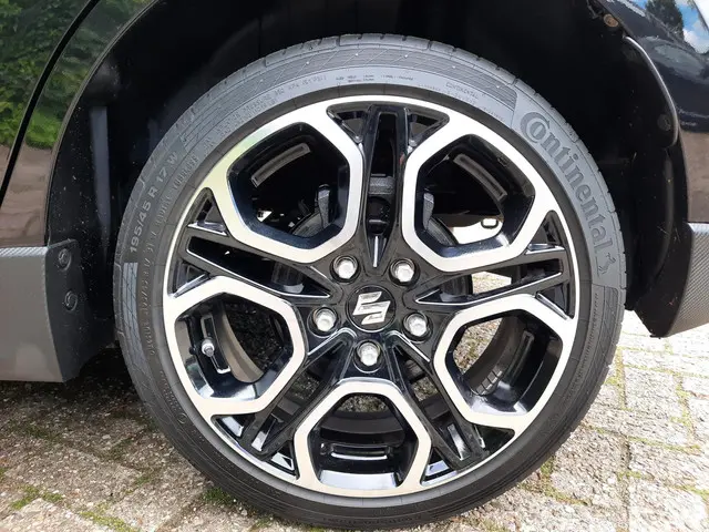 Suzuki Swift 1.4 Sport Smart Hybrid 2021 Benzine 35