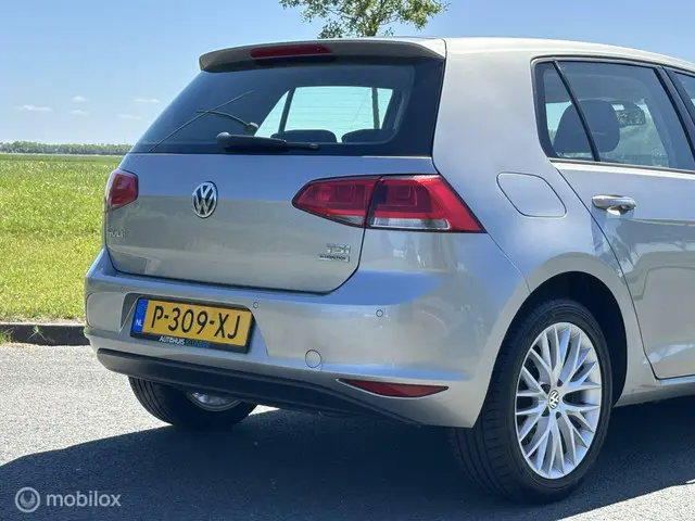 Volkswagen Golf 1.2 TSI • Historie bekend • 2012 Benzine 7