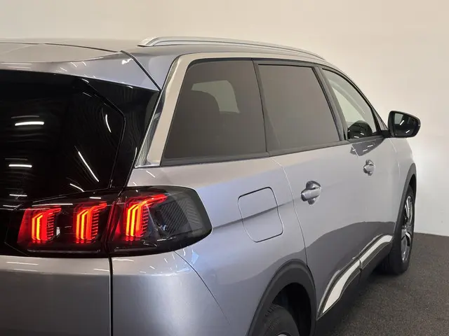Peugeot 5008 1.2 Aut. PureTech Allure Pack 2022 Benzine 11