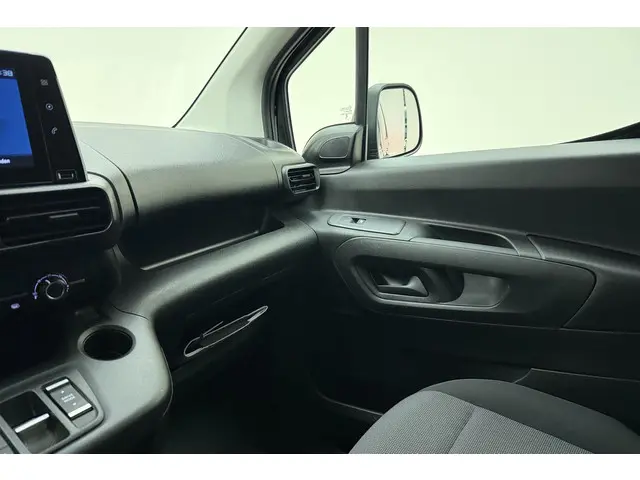 Citroën ë-Berlingo 136 L1 50 kWh 2023 Elektrisch 27