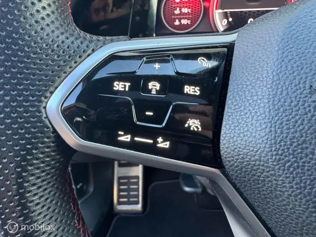 Volkswagen Golf 2.0 TSI GTI CLUBSPORT 2021 Benzine 9