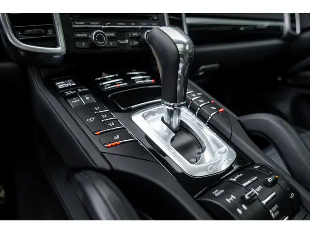 Porsche Cayenne S 2016 Benzine 14