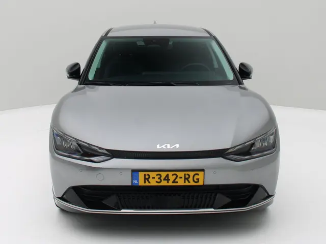 Kia EV6 Plus 77.4 kWh UNIEKE KM.S ! 2022 Elektrisch 9